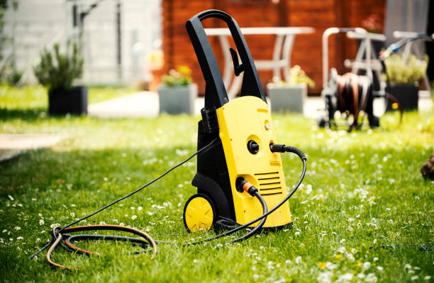 Best Animal Enclosure Cleaning  in Stillwater, MN